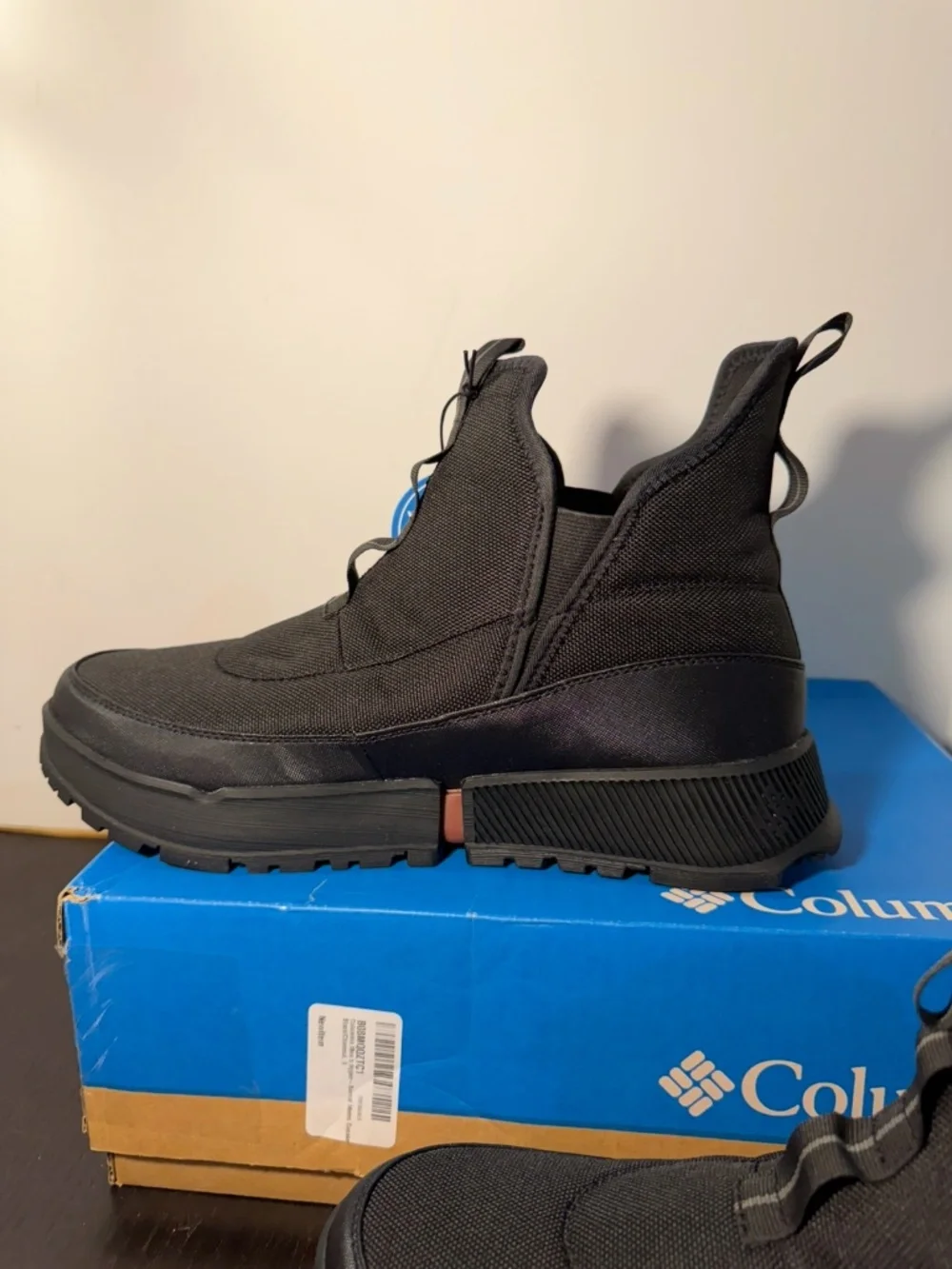 Columbia Hyper-Boreal Metro Waterproof Boots Black Charcoal Mens 9